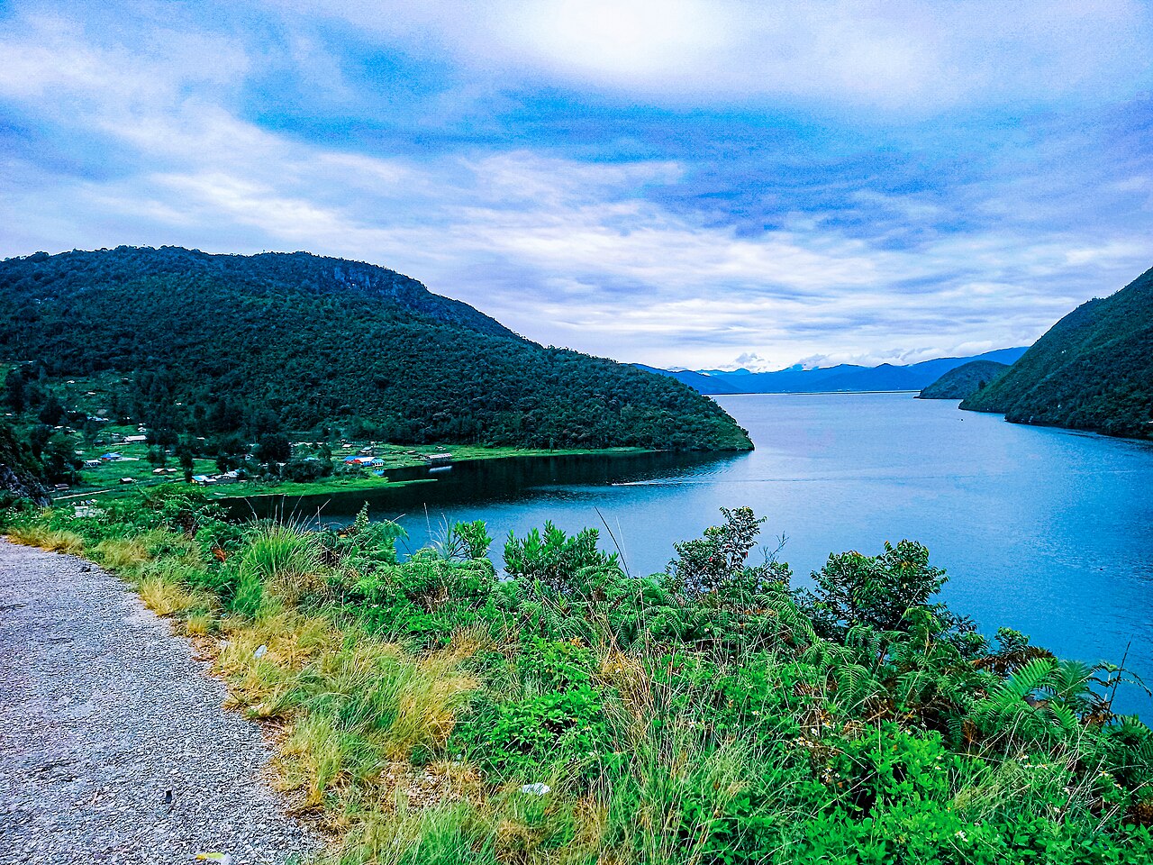 Danau Paniai