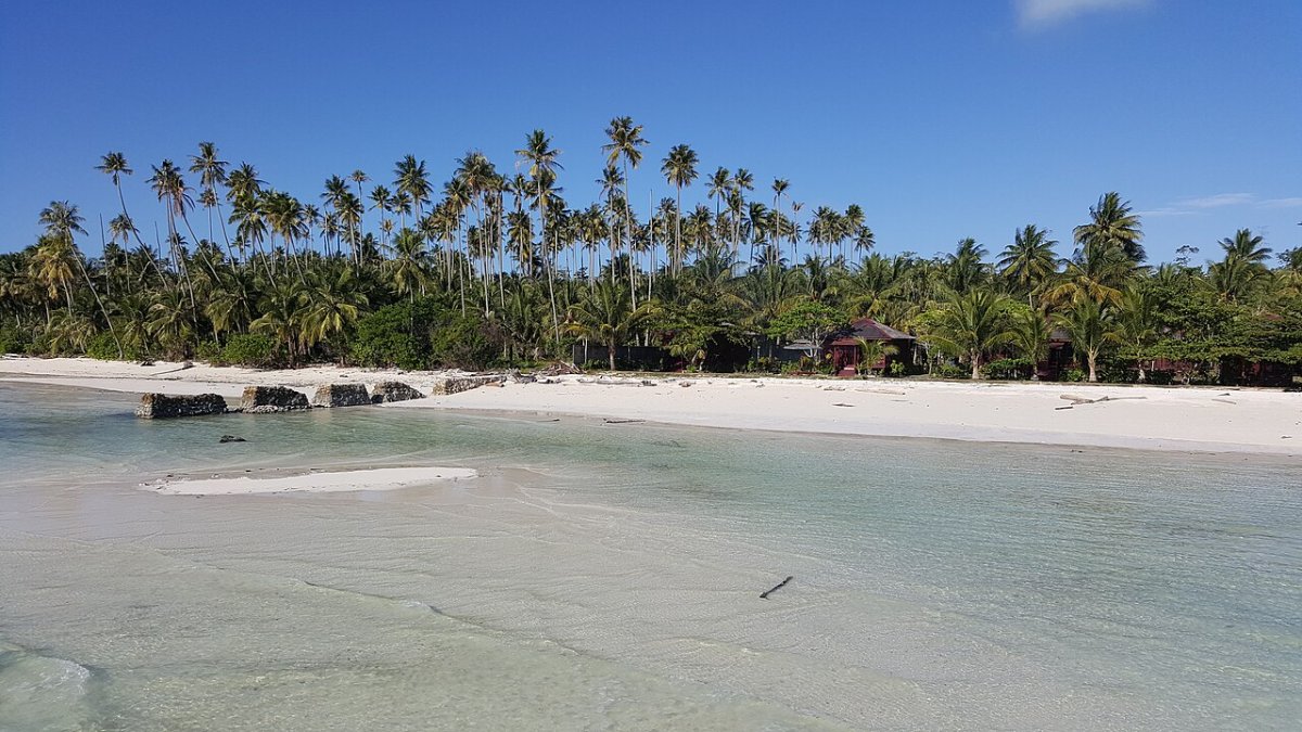 Pulau Maratua