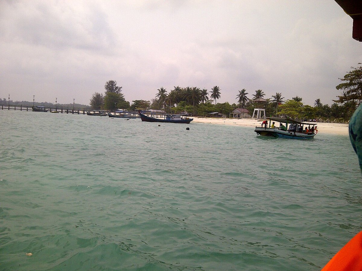 Pantai Tanjung Kelayang